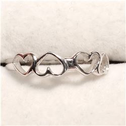 SILVER HEART SHAPED  RING (~SIZE 6.5)