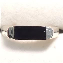 SILVER ONYX  RING (~SIZE 8)