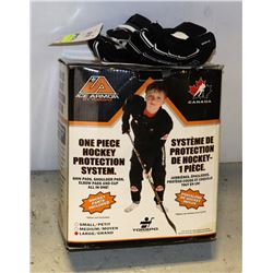 ONE PIECE HOCKEY PROTECTION SYSTEM