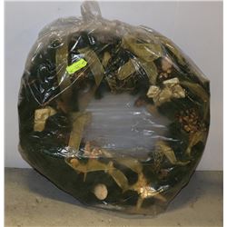 CHRISTMAS WREATH