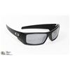 Image 1 : OAKLEY GASCAN SUNGLASSES AUTHENTIC
