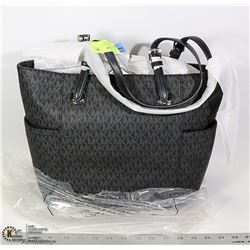 NEW MICHAEL KORS TOTE AUTHENTIC WITH TAGS