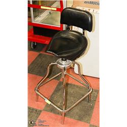 BAR HEIGHT CHROME AND LEATHER STOOL