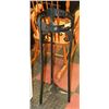 Image 1 : SOLID METAL PLANTER STAND. 35" TALL.