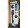 Image 1 : WEISER DOOR LOCK AND HANDLE SET