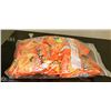 Image 1 : BAG WITH 12 PACKS OF MAYNARD FUZZY PEACHES