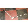 Image 1 : 24"X 24" STAINLESS STEEL COMMERCIAL HANDRAIL  USED