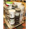 Image 1 : PALLET WITH ASSORTED 5 GALLON PAILS OF WOOD