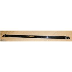 SET OF ALUMINUM TRUCK BED RAILS  78"LONG  -GUN