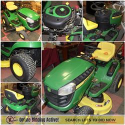 FEATURED JOHN DEERE TRACTOR