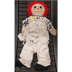 VINTAGE RAGGEDY ANNE DOLL