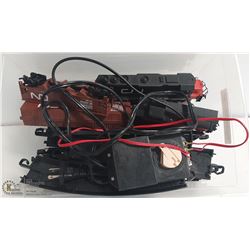 HO SCALE TRAIN SILVER LIGHTNING