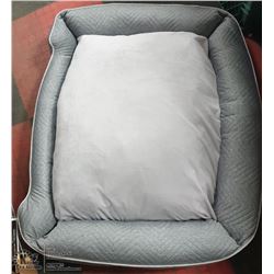 NEW TOP PAW LARGE GREY DOG BED   36 X 29 X 8"