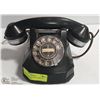 Image 1 : VINTAGE MONAGRAM BAKELITE ROTARY PHONE