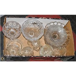 BOX OF ESTATE GLASS WARES INCLUDING-3 FOOTED BOWLS