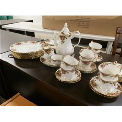 Royal Albert Old Country Rose