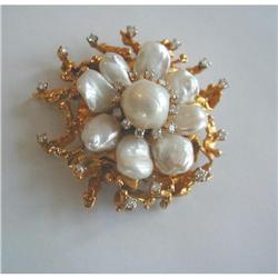 60's 18K Y G ~BAROQUE PEARL/DIA. PIN/PENDANT  #1366967