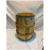 Image 1 : wood barrel