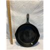 Image 1 : Cast iron frying pan