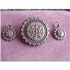 Image 1 : VICTORIAN ETRUSCAN SILVER EARRINGS & BROOCH SET#1351328