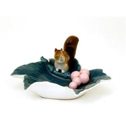 Japanese Fukagawa Relief Squirrel on Leaf Dish #1368635