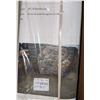 Image 1 : Movie set scriptures, pillar lights, miscellaneous lamps, and bedding - approx. 15 to 20 boxes