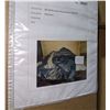 Image 8 : Movie set scriptures, pillar lights, miscellaneous lamps, and bedding - approx. 15 to 20 boxes