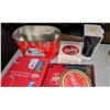 Image 4 : Miscellaneous Coca-Cola kids set and collectible tins and coasters