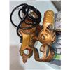 Image 2 : 2 movie set wall sconces lights