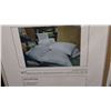 Image 3 : Chairs, stools, glass pieces for cabinets great for shower, plastic bulbs, curtains, plastic bowls,