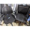 Image 2 : Six office chairs