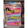 Image 7 : Hockey cards and magazines