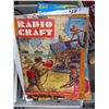 Image 8 : Hockey cards and magazines