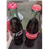 Image 2 : Wrap Christmas bottles with large vintage Coca Cola bottles