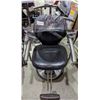 Image 1 : 2 metal torture chairs aged and made for show
