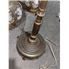 Image 8 : Lamps, 1 floor lamp - from the show