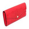 Image 2 : Louis Vuitton Red Monogram Vernis Leather Sarah Wallet NM