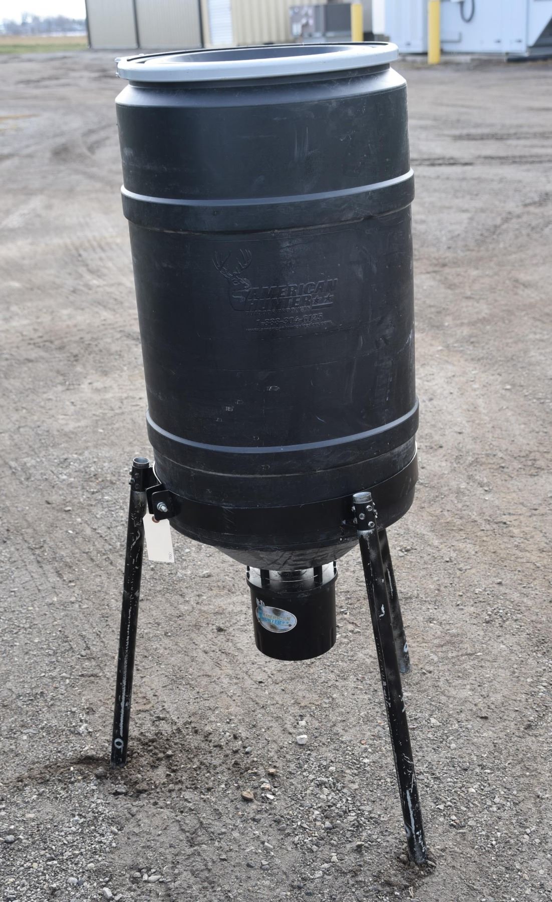 American Hunter Deer Feeder