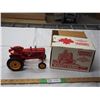 Image 1 : 1991 special edition Massey Harris 44 special tractor 1/16 (NIB)