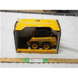 ERTL John Deere 250 skid steer 1/16 (NIB)