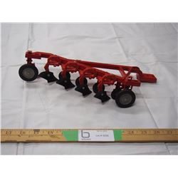 ERTL Massey Ferguson plow 1/16 (No Box)