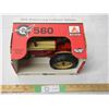 Image 2 : ERTL Cockshutt 560 tractor 40th anniversary edition (NIB)