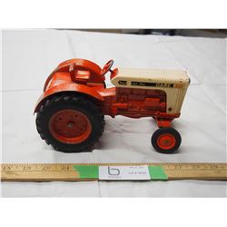 ERTL 930 Case Comfort King tractor 1/16 (No Box)