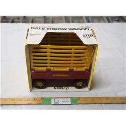 ERTL Bale throw wagon 1/16 (NIB)