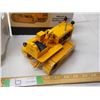 Image 4 : Cat D2 track-type tractor 1/16 (NIB)