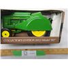 Image 3 : ERTL John Deere1953 Model 60 orchard tractor 1/16 (NIB)