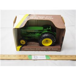 ERTL John Deere 1949 model AR tractor 1/16 (NIB)