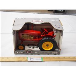 ERTL Massey Harris 555 tractor 1/16 (NIB)