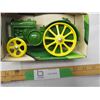 Image 3 : ERTL 1923 John Deere Model D tractor 6" long (NIB)