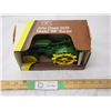 Image 2 : Collectors Edition 1935 John Deere Model BR Tractor 1/16 (NIB)